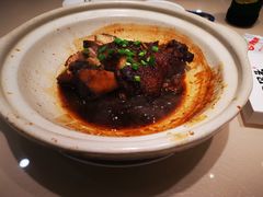 -老码头黑皮肘子锅包肉(赣水路店)