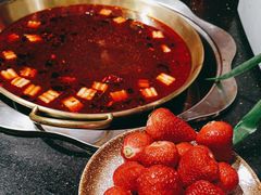 -顶顶汤火牛排火锅·经典铜锅涮肉