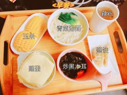 -卓玥国际月子会所(罗山路店)