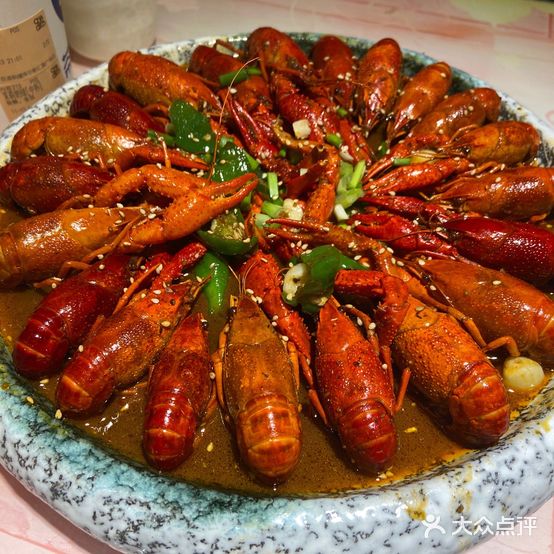 虾胡闹·小龙虾烧烤(新汇嘉店)