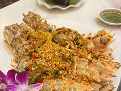-光海鲜鱼翅餐厅(叻差拉披色路店)