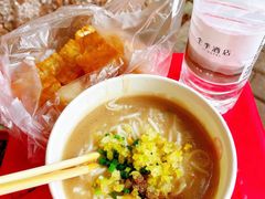 鲜鱼糊粉配油条-汪记鲜鱼糊汤粉(沈阳路总店)