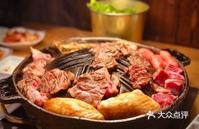 Signature Meat Platter