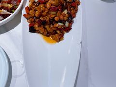 宫保鸡丁-夫妻肺片·中华老字号·正宗川菜(春熙路店)