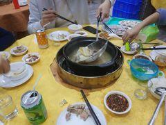 -濠轩阁特色生蚝火锅(水湾路店)
