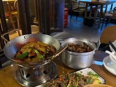 -隔壁老王·家常云南菜(花巷店)