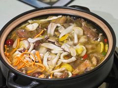 -菌之家·专业纯野生菌火锅·特色炒菌