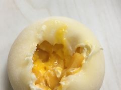 -蜜蜂小象·榴莲千层蛋糕(时代汇11栋店)