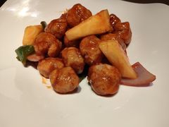 菠萝咕噜肉-香港财记(汇励99城市公园店)