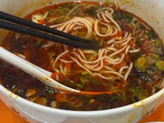-德元兰州纯汤牛肉面(龙阳路店)