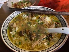 姬松茸鸡汤泡饭-玉滋補
