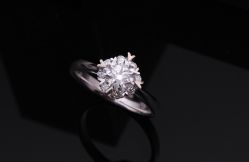 -威德钻石-克拉钻大本营(南京东路店)