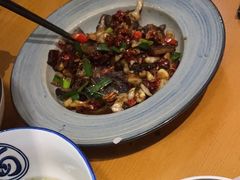 -老板很二(吉大店)