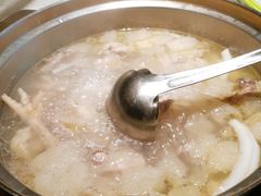 竹笙椰子鸡-润园四季椰子鸡火锅(海上世界店)