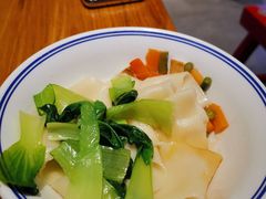 -陇上秦轩西安biangbiang面(EFC欧美金融商业城店)