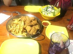 -BHC炸鸡(明洞总店)