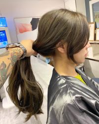 -MODEL'S HAIR