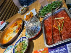 -洱火云南酸菜牛肉火锅(石景山当代商城店)