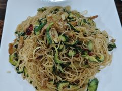 自制脆爽黄瓜干花肉丝炒米粉-南记食粥坊·宵夜大排档(卫国路店)