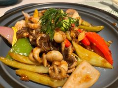 -蕉叶·泰国歌舞风情(世贸店)