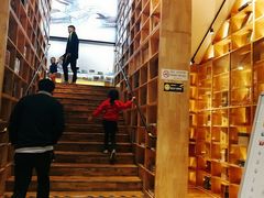 -新华书店(解放中路店)