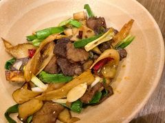 杏鲍菇炒牛肉-云海肴汽锅鸡·云南小炒(曲江大悦城店)