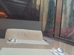 -亮马河饭店翠雅咖啡厅