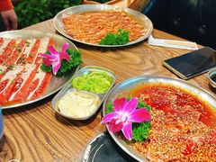 -明洞阿姨·韩式酱蟹烤肉·创意料理(三元桥店)