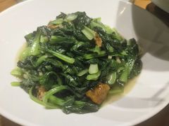 -黄泥岗·地道湖北菜(奥特莱斯店)