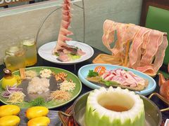 -得意咚瓜·顺德鱼生·冬瓜火锅(深圳首店)