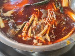 -佘记全家福芋儿鸡(向阳街总店)