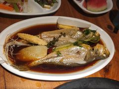 雪菜蒸大黄花鱼-三个渔夫·蒸汽海鲜(小白楼店)