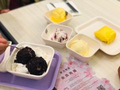 白雪黑糯米-满记甜品(金帝银泰城店)