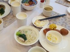 -东方豪景花园酒店·怡景旋转餐厅