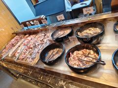 -黑金·寻焰自助百汇·烤肉·火锅(中街店)