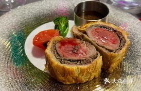 Chef's Wellington with Ham and Caviar