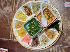 -怪噜范·老贵阳街头名小吃(鸿通城店)