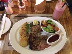 -Bamboo Bar & Grill Restaurant