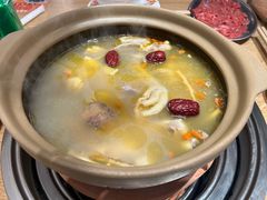 -邹开喜·炭炉鸡煲·海鲜火锅(虹口足球场店)