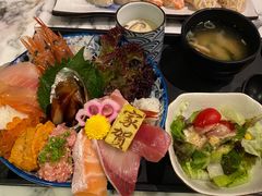 -家贺屋刺身寿司专门店