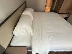 -雅宜酒店(广州黄埔大沙东地铁站店)