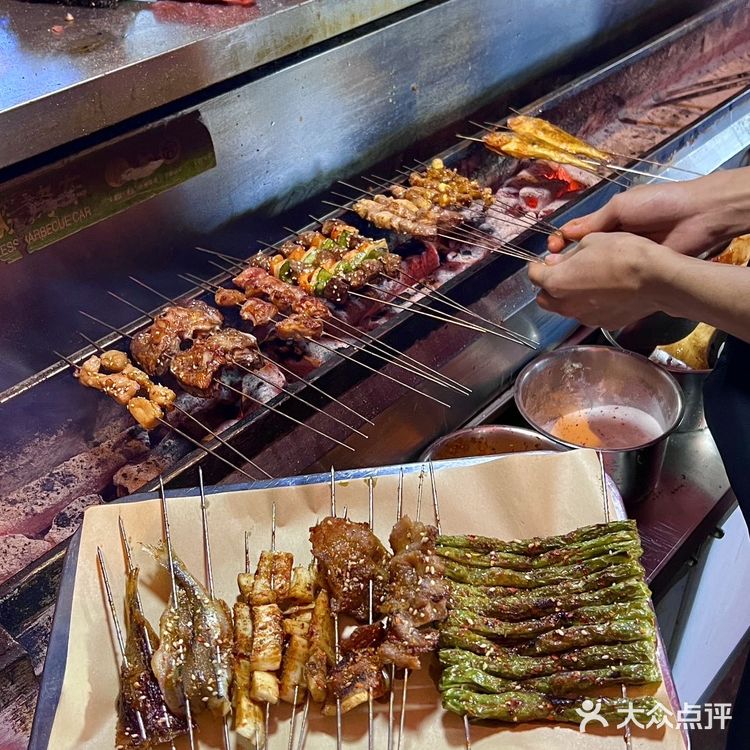 在昆明！吴井路！！相见恨晚好吃死….