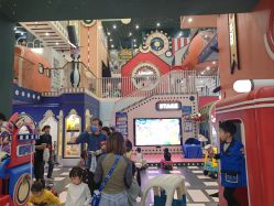 -MELAND CLUB亲子乐园·派对·餐厅(北京芳圆里ID MALL店)