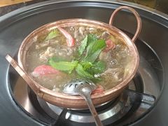 -银同牦牛肉火锅