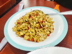 -湖南人家湘菜馆(镇江路店)