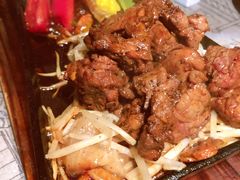 -穹六人间 people 6(岳阳路店)