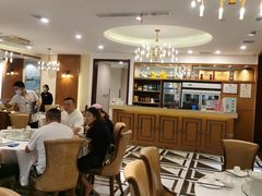 -老人和饭店(淮海中路店)
