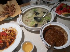 -聚友斋(陶瓷琉璃馆水晶街店)