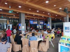 大堂-鹏城人家海鲜酒家·23年老字号(较场尾店)