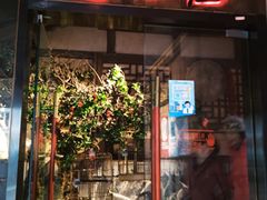 门面-哥老官重庆美蛙鱼头(西湖银泰十一哥店)